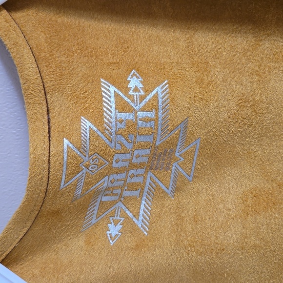 Duster - Picture 5 of 5